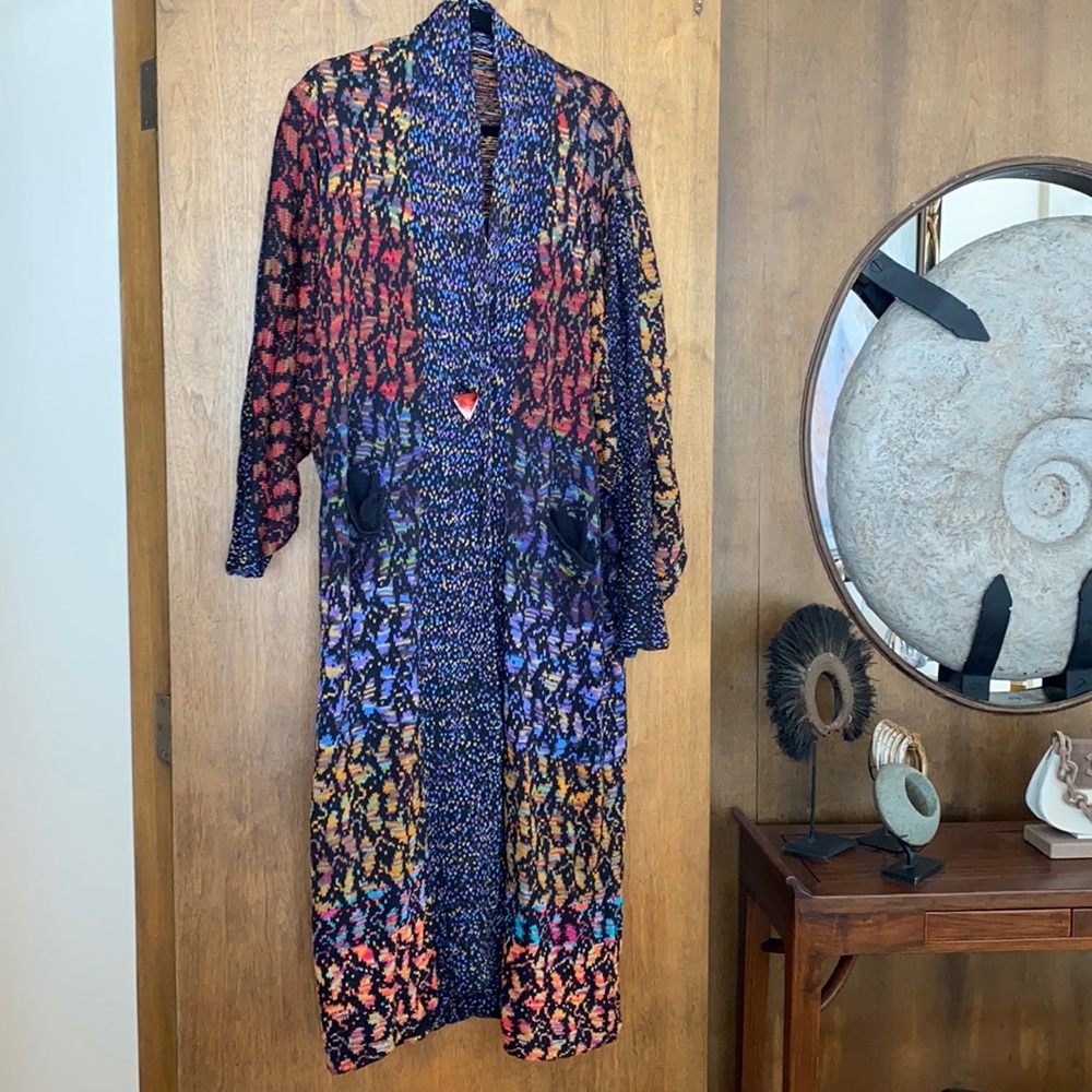 Beautiful Robin Originals Creative Knits Sweater